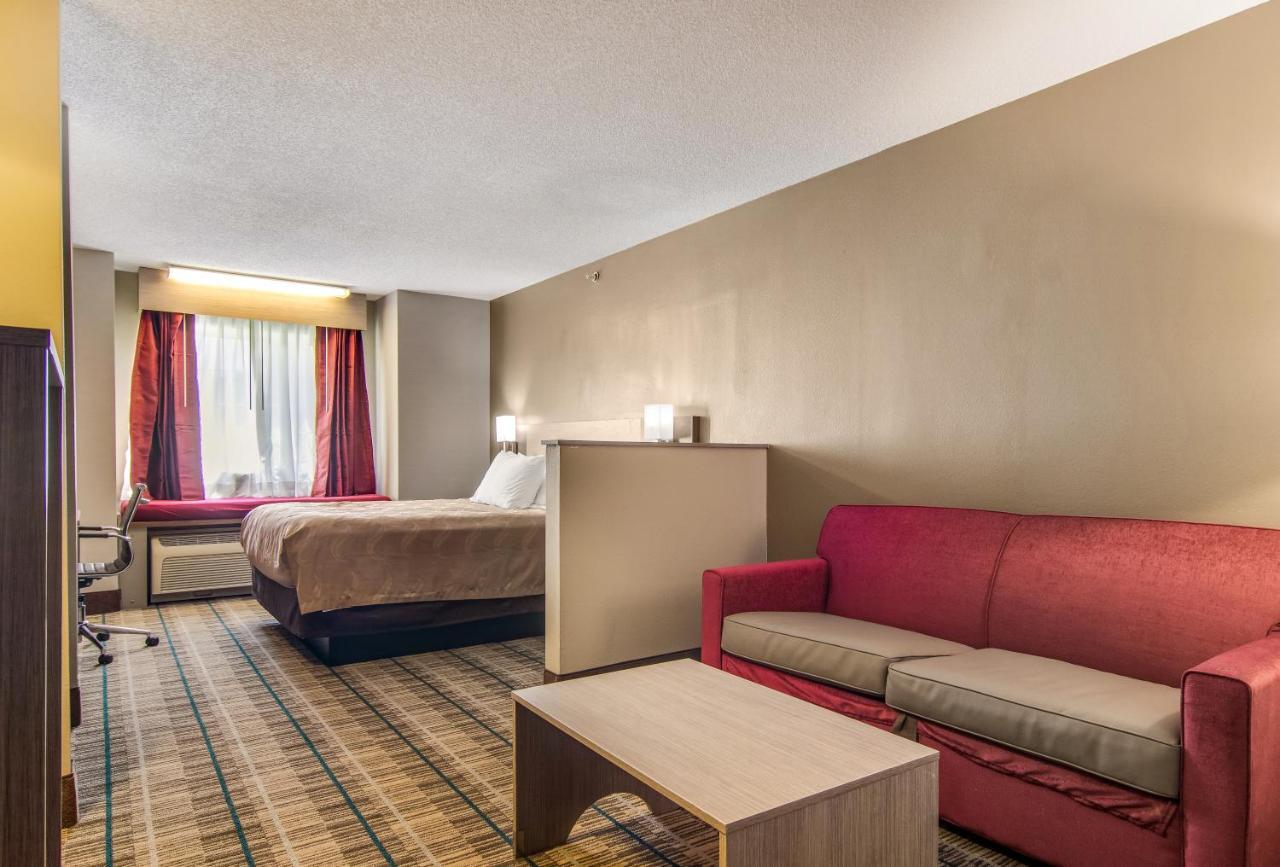 Quality Inn & Suites Grove City-Outlet Mall Esterno foto